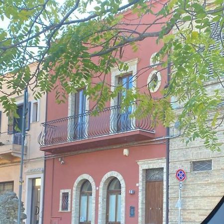 Residenza In Piazzetta 호텔 바스토 외부 사진