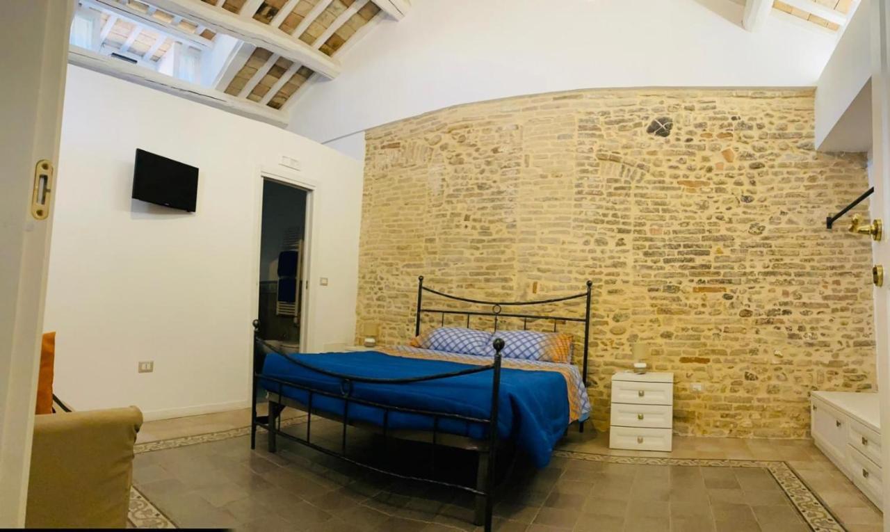 Residenza In Piazzetta 호텔 바스토 외부 사진